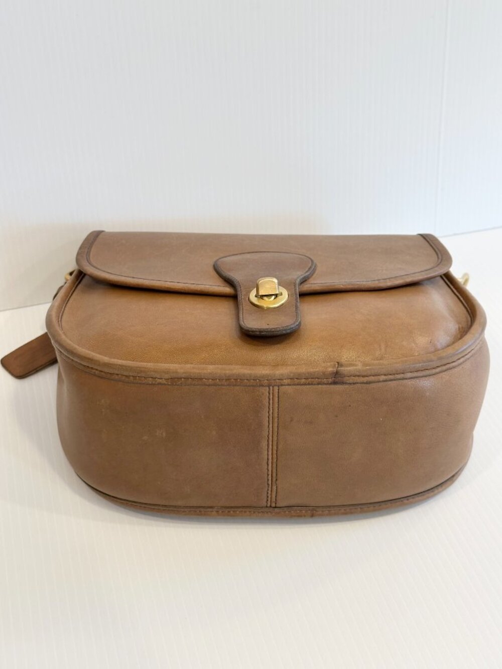COACH Saddlery Bag (style #9535) – Putty - New York - Vintage late 80s - Picture 8 of 16
